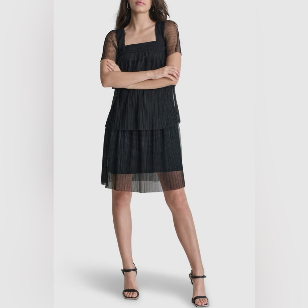 NWT- DKNY Black Plissé Shift Dress Size: L